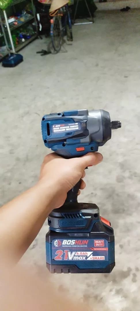 Máy siết bulong Boshun BS-IW700N (700N.m) — ảnh đánh giá khách hàng 2