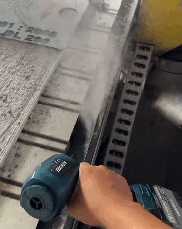 THỔI BỤI RÁC