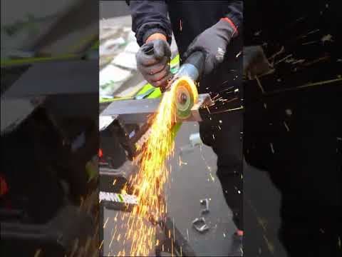 Máy mài cầm tay WORKFIX WF-AG950W, Công suất 950W, Công tắc đuôi, Tặng 1 cặp chổi than — VIDEO THỰC TẾ (thumbnail video)